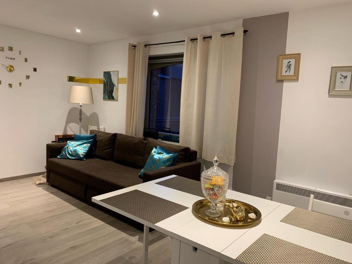 Au Petit Nid Froissart Bed & Breakfast Chimay Bagian luar foto